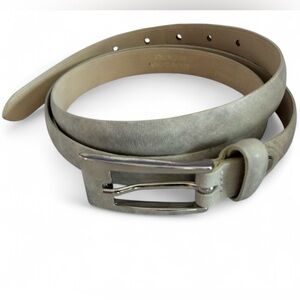 Stylish Italian Leather Light Grey Belt with Silver Buckle 43” x 0.787”